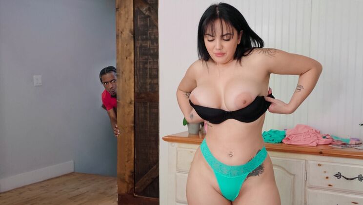 Big Naturals - Damion Dayski - Nika Venom - My Tits Can't Fit / 29.03.2023